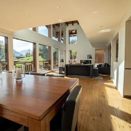 Chalet Spacieux, Luxueux Chalet Vanessa A Gryon